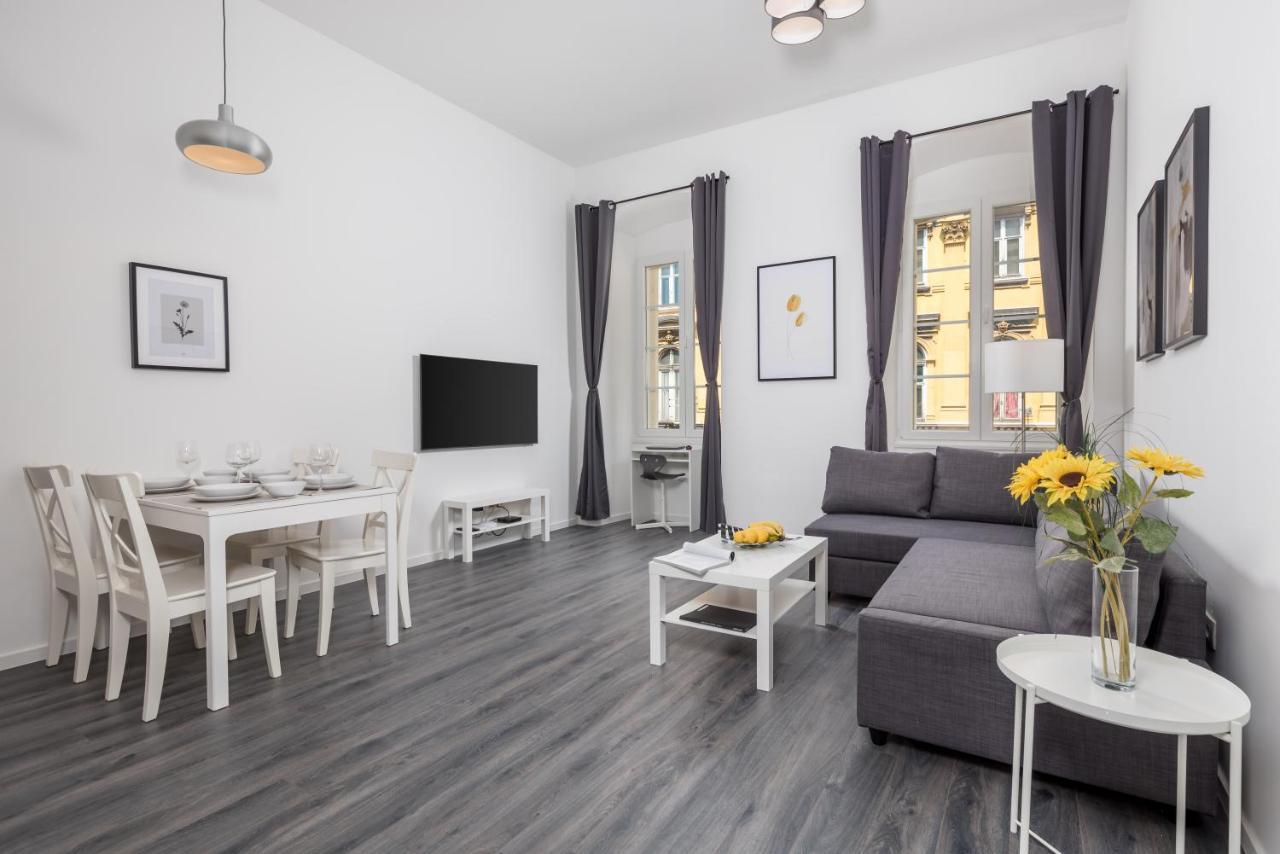 Apartment Nest In 1 Rijeka Exteriör bild